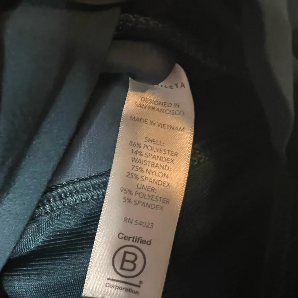 Athleta Teal Run With It Athletic Shorts - Picture 6 of 7